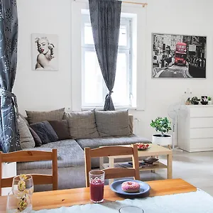 doras-apartment-in-buda-center.inbudapesthotels.com/